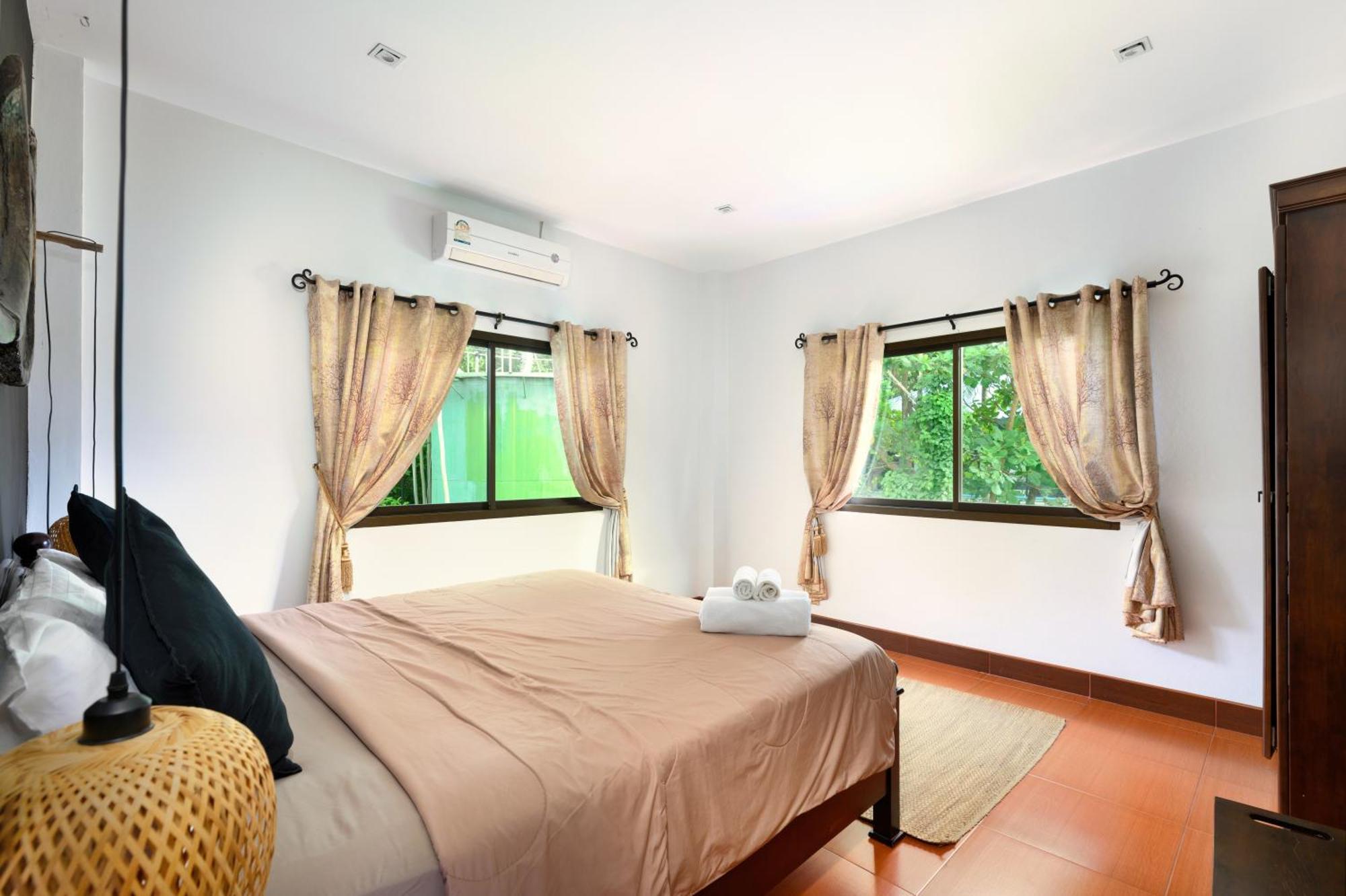 Beachfront Pool Villa Kamala Beach Exterior photo